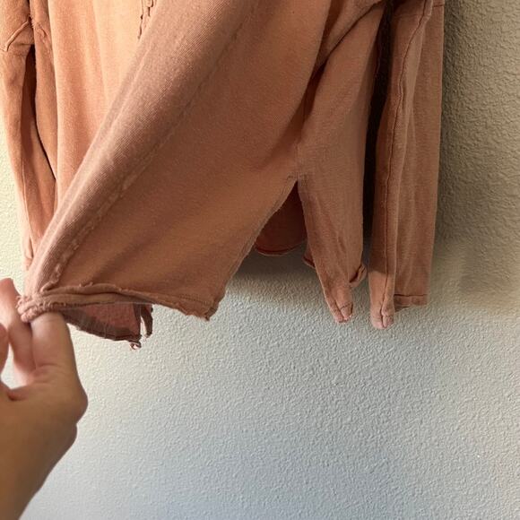 Out From Under UO Slouchy Oversize Button Front V-Neck Drop Shoulder Top Med - Picture 10 of 10